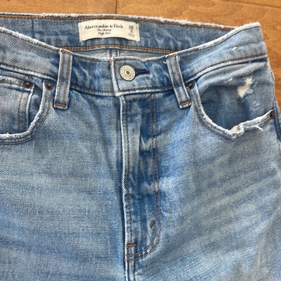 Abercrombie & Fitch high rise jeans 26 LONG - Picture 2 of 7